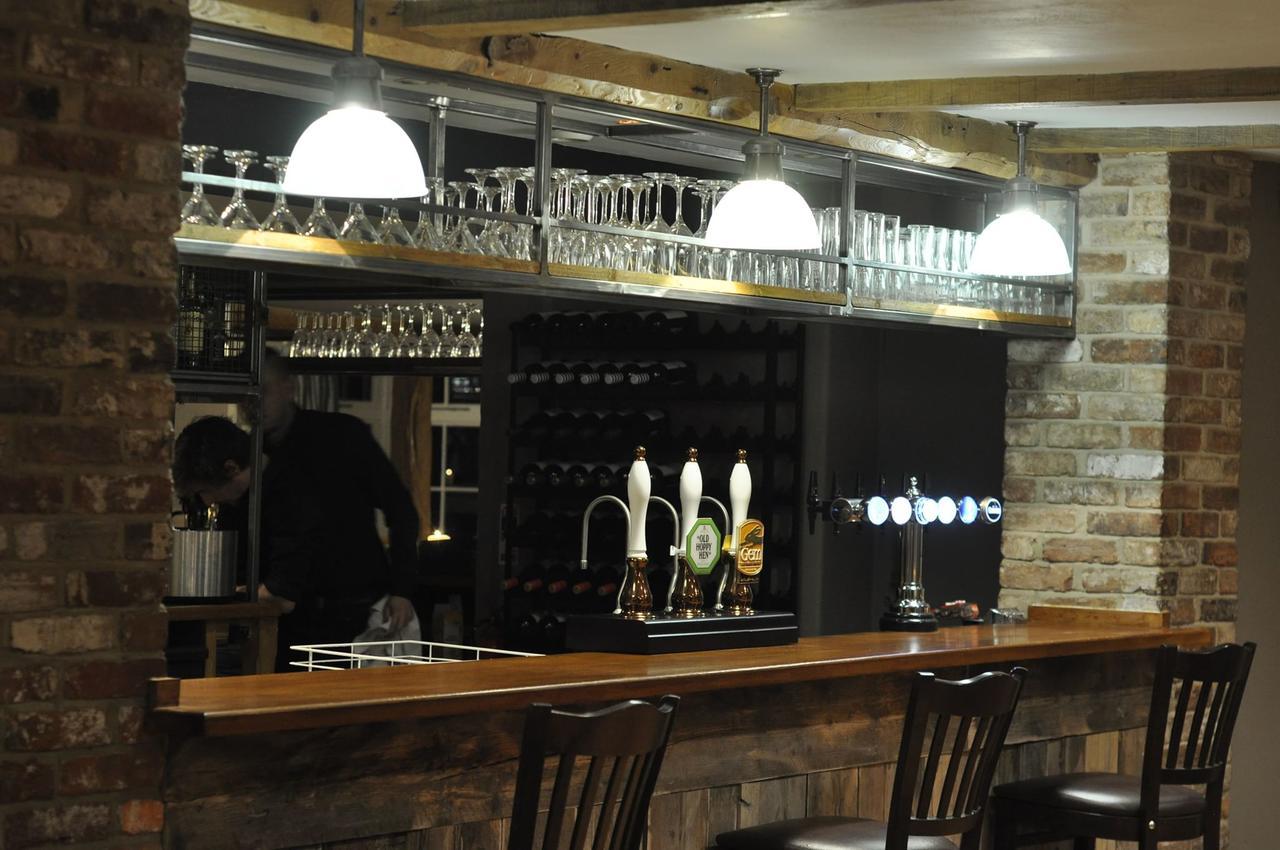 The Angel Inn Warminster Extérieur photo