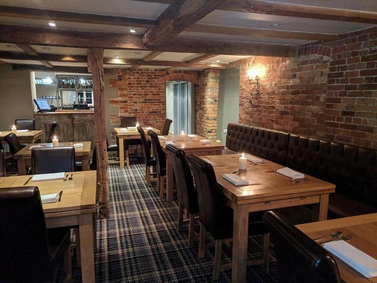The Angel Inn Warminster Extérieur photo